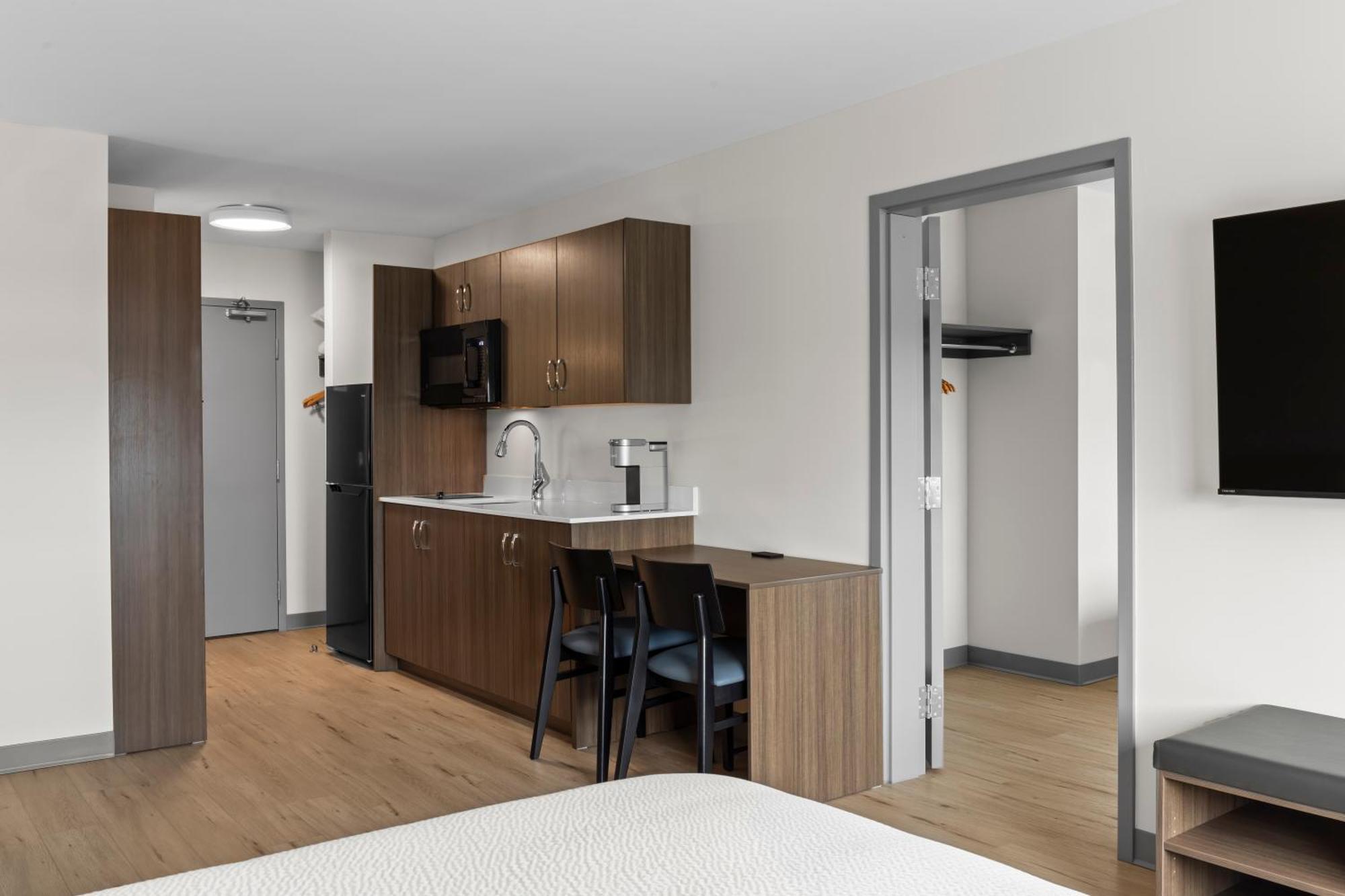Days Inn By Wyndham Steinbach Extérieur photo
