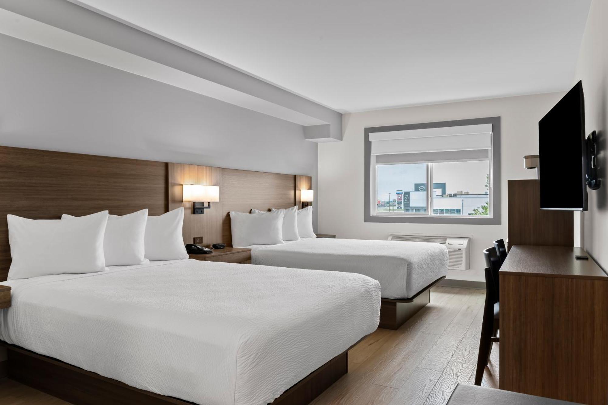 Days Inn By Wyndham Steinbach Extérieur photo