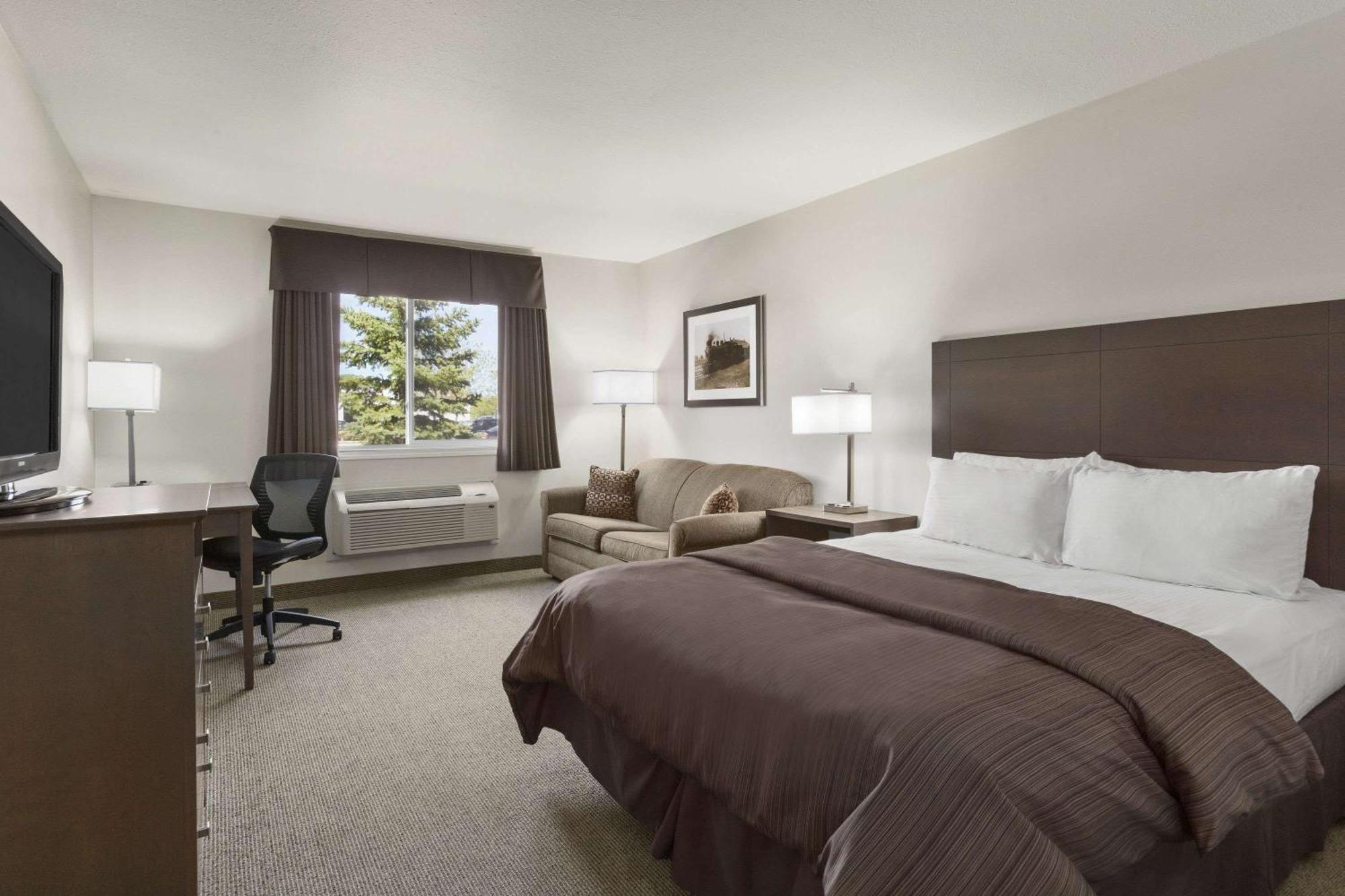 Days Inn By Wyndham Steinbach Extérieur photo